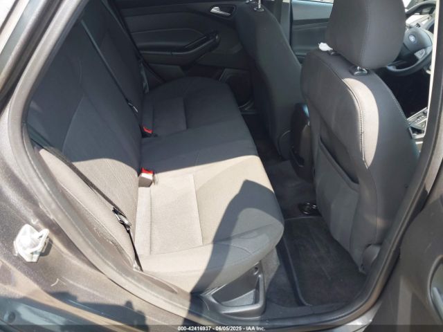 1FADP3F2XFL370361 Ford FOCUS SE