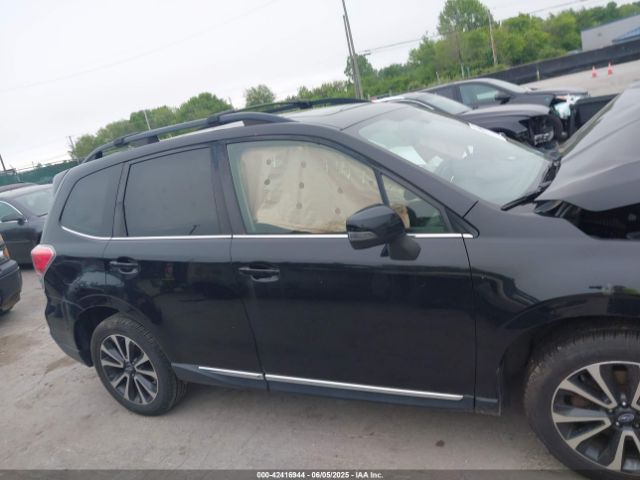 JF2SJGWC1JH499637 Subaru Forester 2.0xt Touring