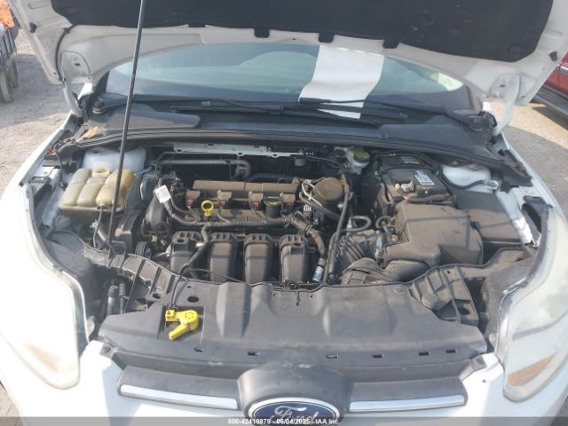 1FADP3F25EL345401 Ford FOCUS SE