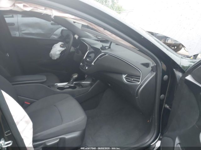 2021 CHEVROLET MALIBU 1G1ZD5ST9MF065117 Photo 4
