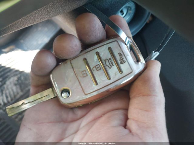 5XYPGDA34GG170537 KIA Sorento 2.4l Lx