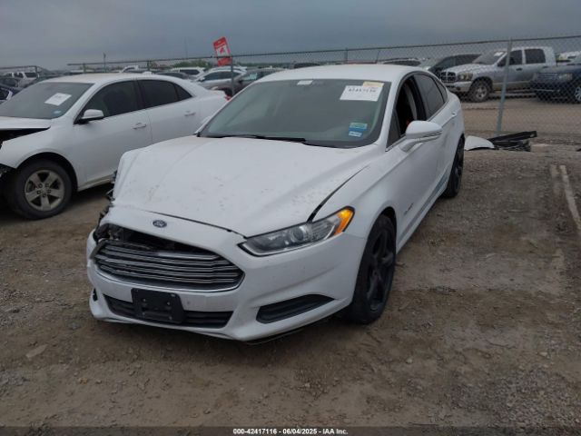 3FA6P0LU9ER243047 Ford Fusion Hybrid Se