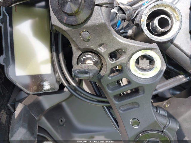 MH3RH18Y3RK017698 Yamaha Yzfr3 A