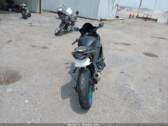 MH3RH18Y3RK017698 Yamaha Yzfr3 A