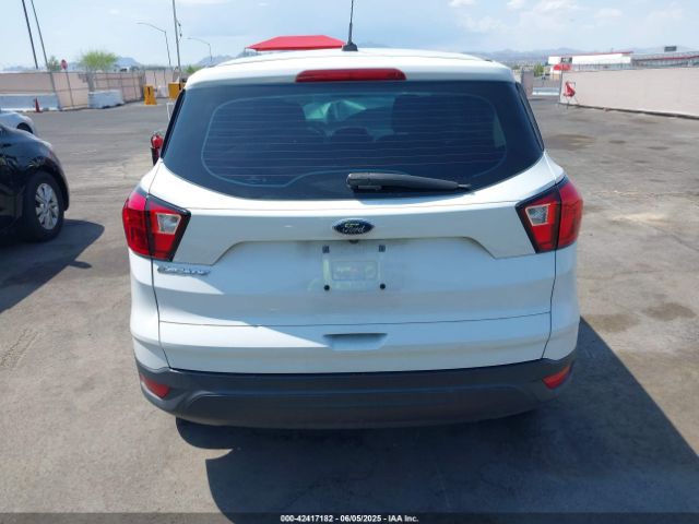 1FMCU0F75KUB11723 Ford ESCAPE S
