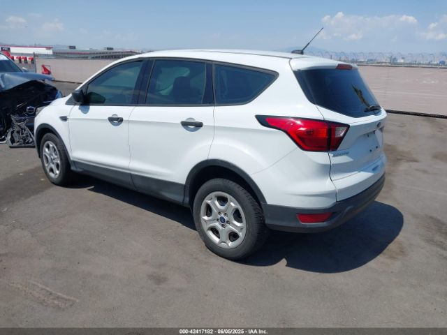 1FMCU0F75KUB11723 Ford ESCAPE S