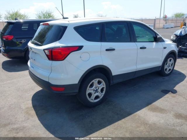 1FMCU0F75KUB11723 Ford ESCAPE S