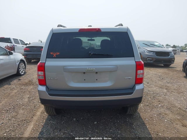 1C4NJRFBXFD106148 Jeep Patriot High Altitude Edition
