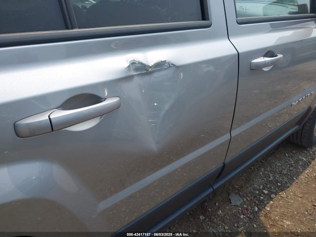 1C4NJRFBXFD106148 Jeep Patriot High Altitude Edition