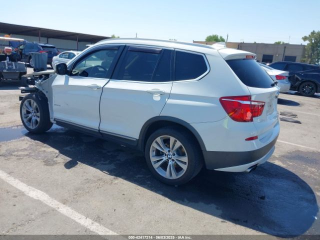 2011 BMW X3 5UXWX7C59BLL15238 Photo 2