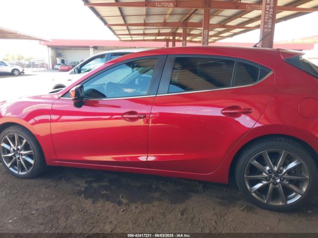 3MZBN1L37JM172673 Mazda py