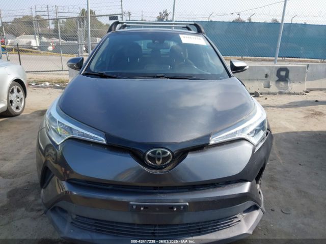 NMTKHMBX6JR040504 Toyota C-HR XLE