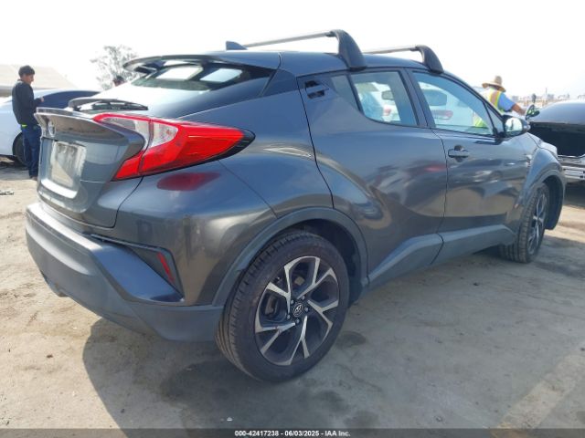 NMTKHMBX6JR040504 Toyota C-HR XLE