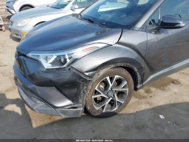 NMTKHMBX6JR040504 Toyota C-HR XLE