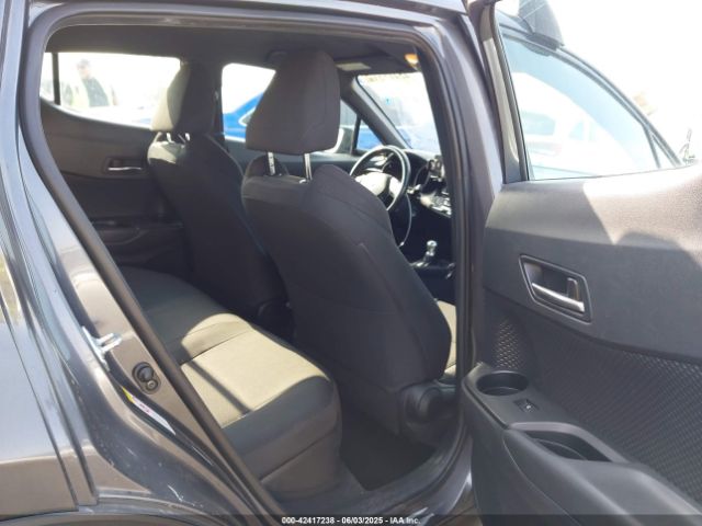 NMTKHMBX6JR040504 Toyota C-HR XLE