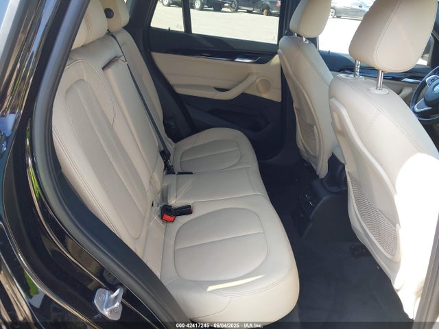 WBXHU7C30J5H39997 BMW X1