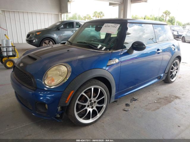 2007 MINI COOPER S WMWMF73557TT86128 Photo 1