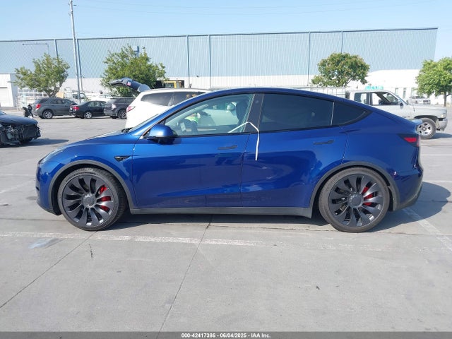 7SAYGDEFXPF712033 Tesla 2023