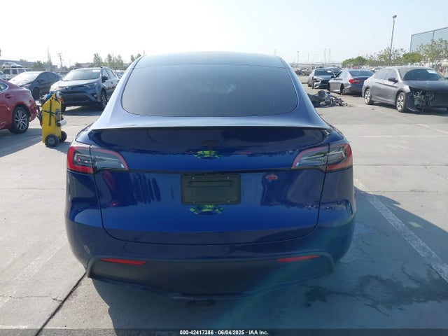 7SAYGDEFXPF712033 Tesla 2023