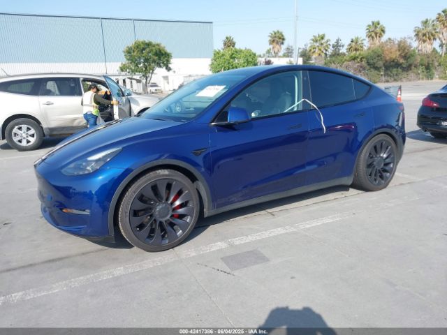 2023 TESLA MODEL Y 7SAYGDEFXPF712033 Photo 1
