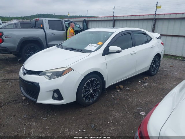 Продажа на аукционе авто 2016 Toyota Corolla S Premium, vin: 5YFBURHE1GP470975, номер лота: 42417402