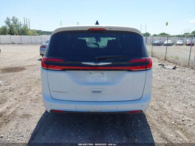 Chrysler Pacifica Select 2025 2C4RC1BG8SR584476 Image 15