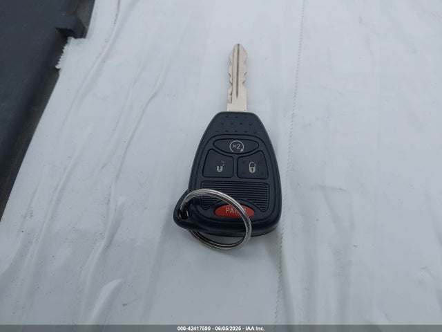 1C4NJRFB4GD610986 Jeep 2016
