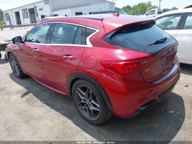 2017 INFINITI QX30 SJKCH5CP0HA024491 Photo 2