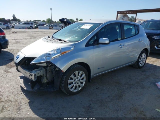1N4BZ0CP1HC300038 Nissan LEAF S