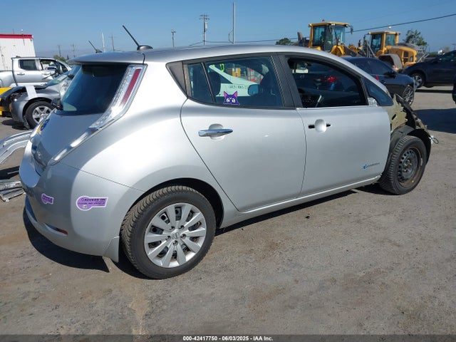 1N4BZ0CP1HC300038 Nissan LEAF S