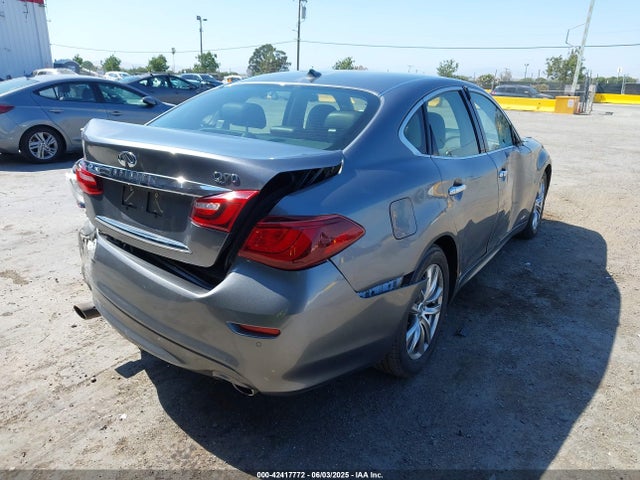 JN1BY1AP1HM740652 Infiniti 2017