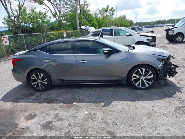 1N4AA6AP4GC426126 Nissan 2016
