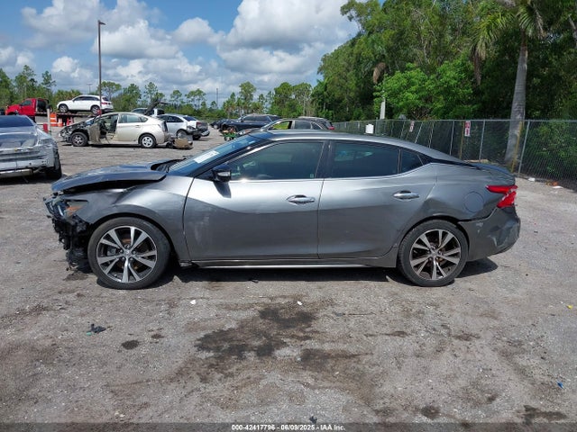 1N4AA6AP4GC426126 Nissan 2016