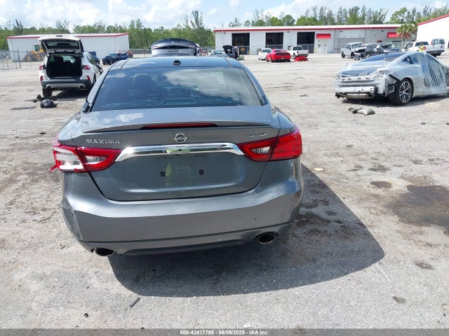 1N4AA6AP4GC426126 Nissan 2016