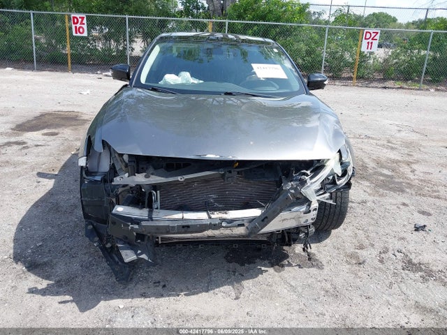 1N4AA6AP4GC426126 Nissan 2016