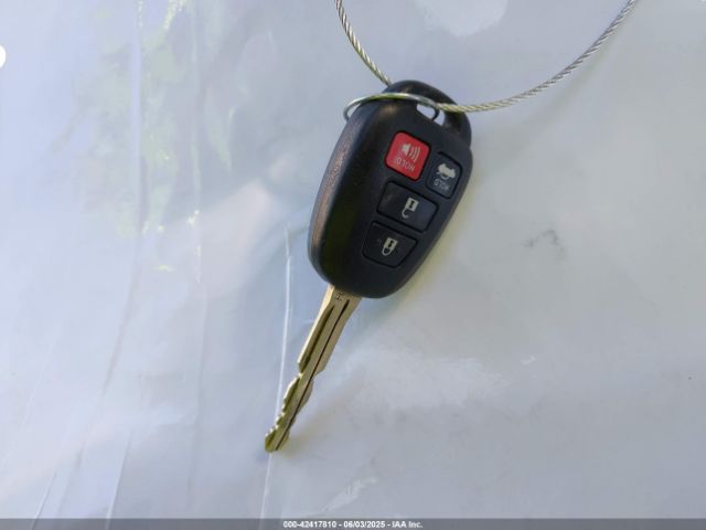 5YFBURHE6HP575352 Toyota 2zr-fe
