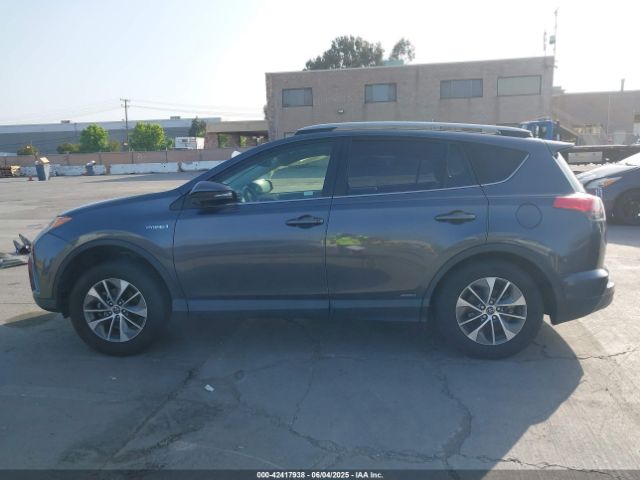 JTMRJREV8JD167312 Toyota Rav4 Hybrid Xle