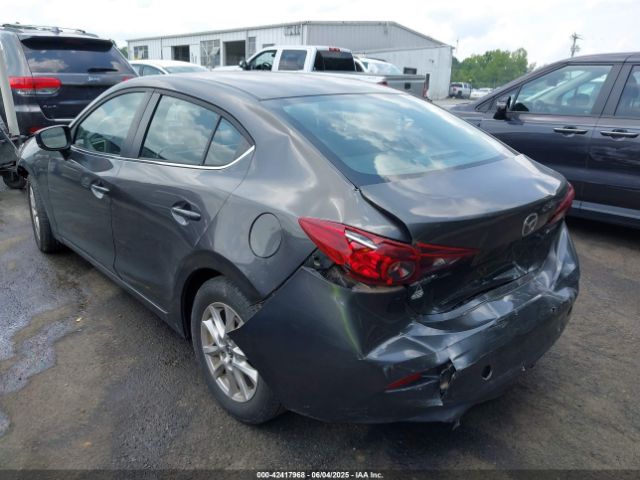 2017 MAZDA MAZDA3 3MZBN1U75HM108112 Photo 2