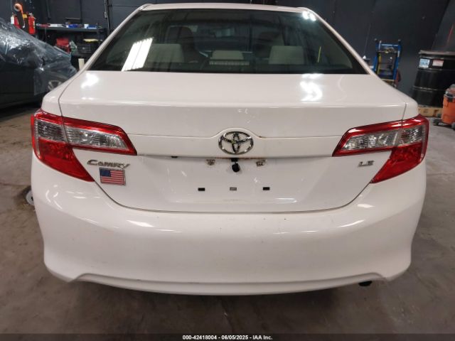 4T1BF1FKXEU464513 Toyota CAMRY LE