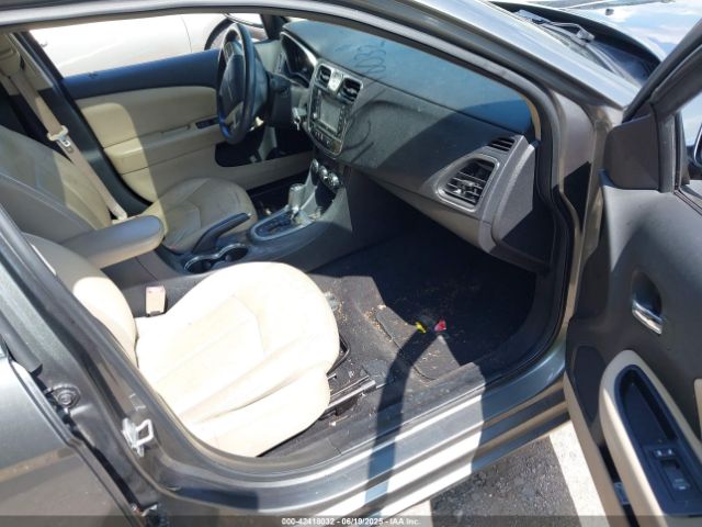 2012 CHRYSLER 200 1C3CCBCG1CN315443 Photo 4