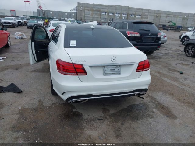2014 MERCEDES-BENZ E 350 WDDHF5KB6EA901328 Photo 2