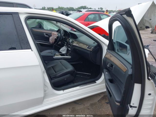 2014 MERCEDES-BENZ E 350 WDDHF5KB6EA901328 Photo 4