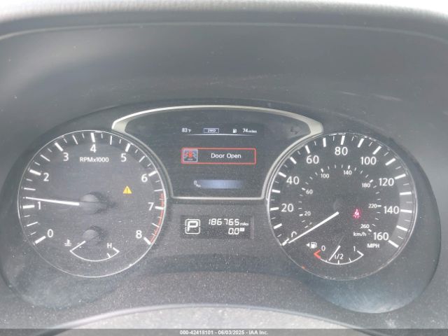 5N1AR2MMXFC637922 Nissan Pathfinder Sl
