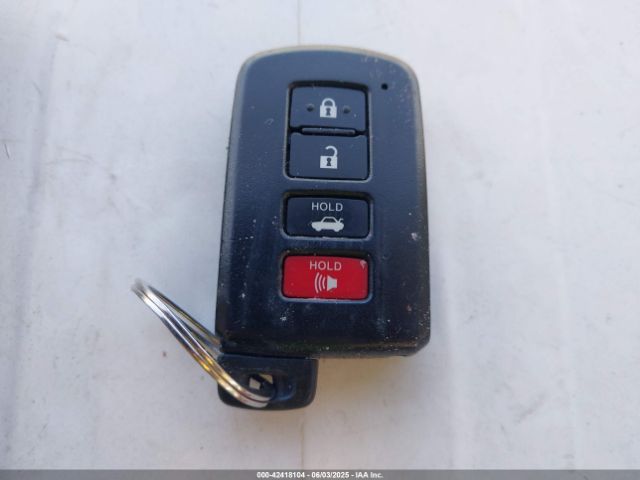 2T1BURHE7EC031664 Toyota Corolla S Premium