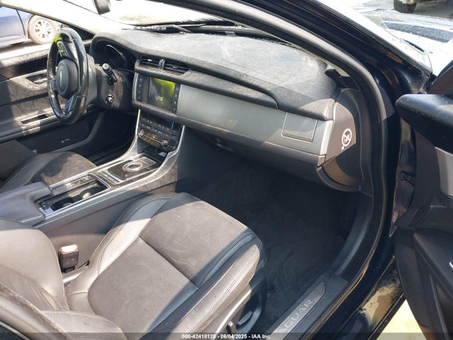 Jaguar s/c lev3 sulev30 2016 SAJBJ4BV2GCY16675 Image 5