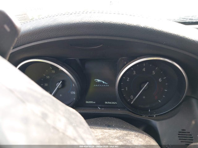 Jaguar s/c lev3 sulev30 2016 SAJBJ4BV2GCY16675 Image 7