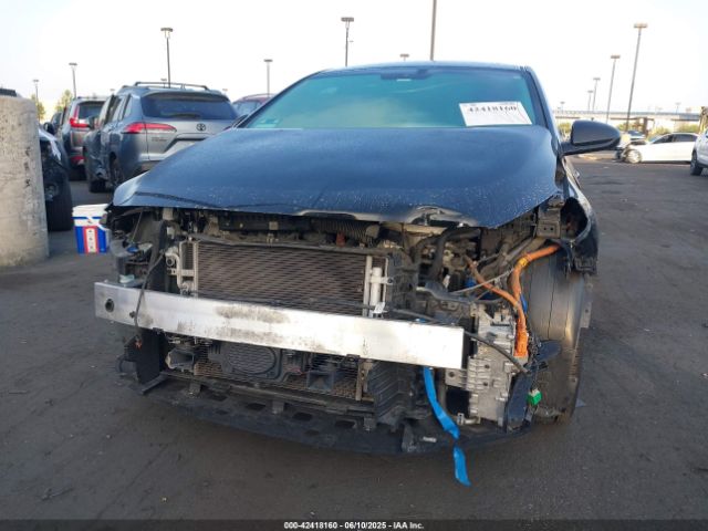 KMHC65LD2JU076767 Hyundai IONIQ PLUG-IN HYBRID