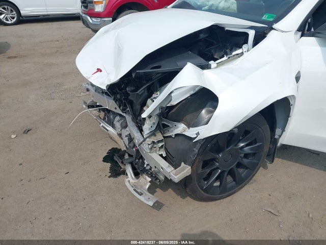 2023 TESLA MODEL Y 7SAYGDEE6PF668863 Photo 5