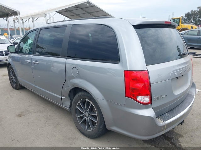 2C4RDGEG8JR335119 Dodge Grand Caravan