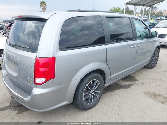 2C4RDGEG8JR335119 Dodge Grand Caravan